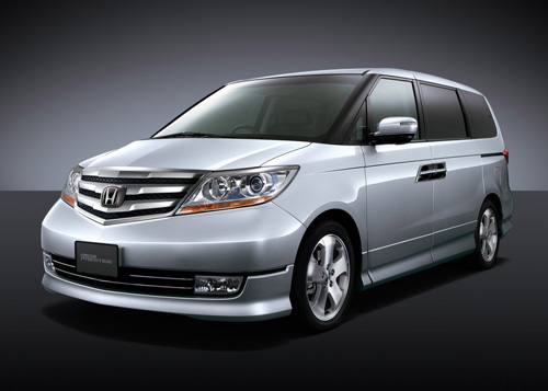 car-rental-honda-elysion-mpv-kuching